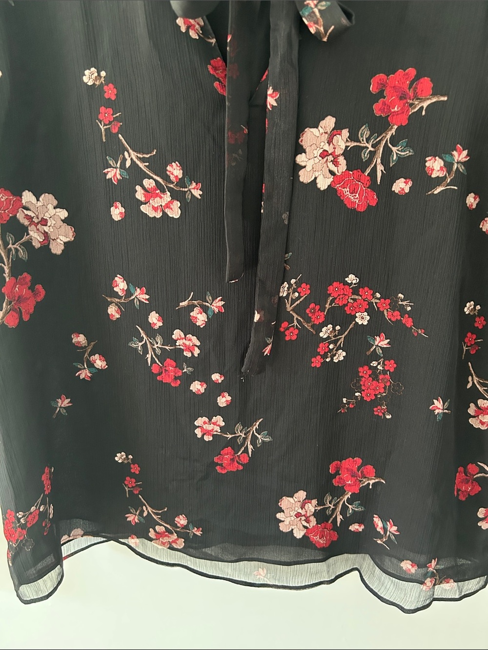 Lauren Ralph Lauren Dark Floral Tie-Neck Chiffon Blouse Dramatic Ruffled Sleeves - Picture 4 of 14
